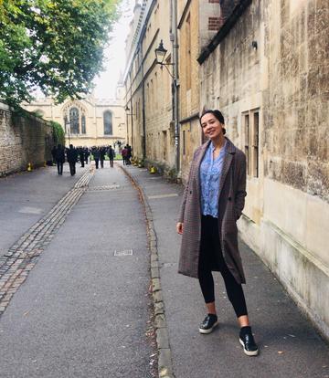 niluka kavanagh in oxford street
